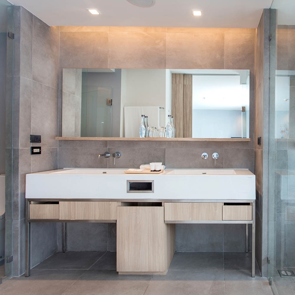 Змішувач для умивальника Grohe Essence New L-Size, на 2 отвори, зовнішня частина, L-Size, хром (19967001)