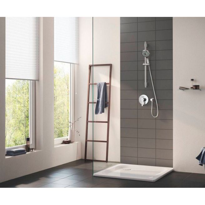 Змішувач для душа Grohe Lineare New (24064001)