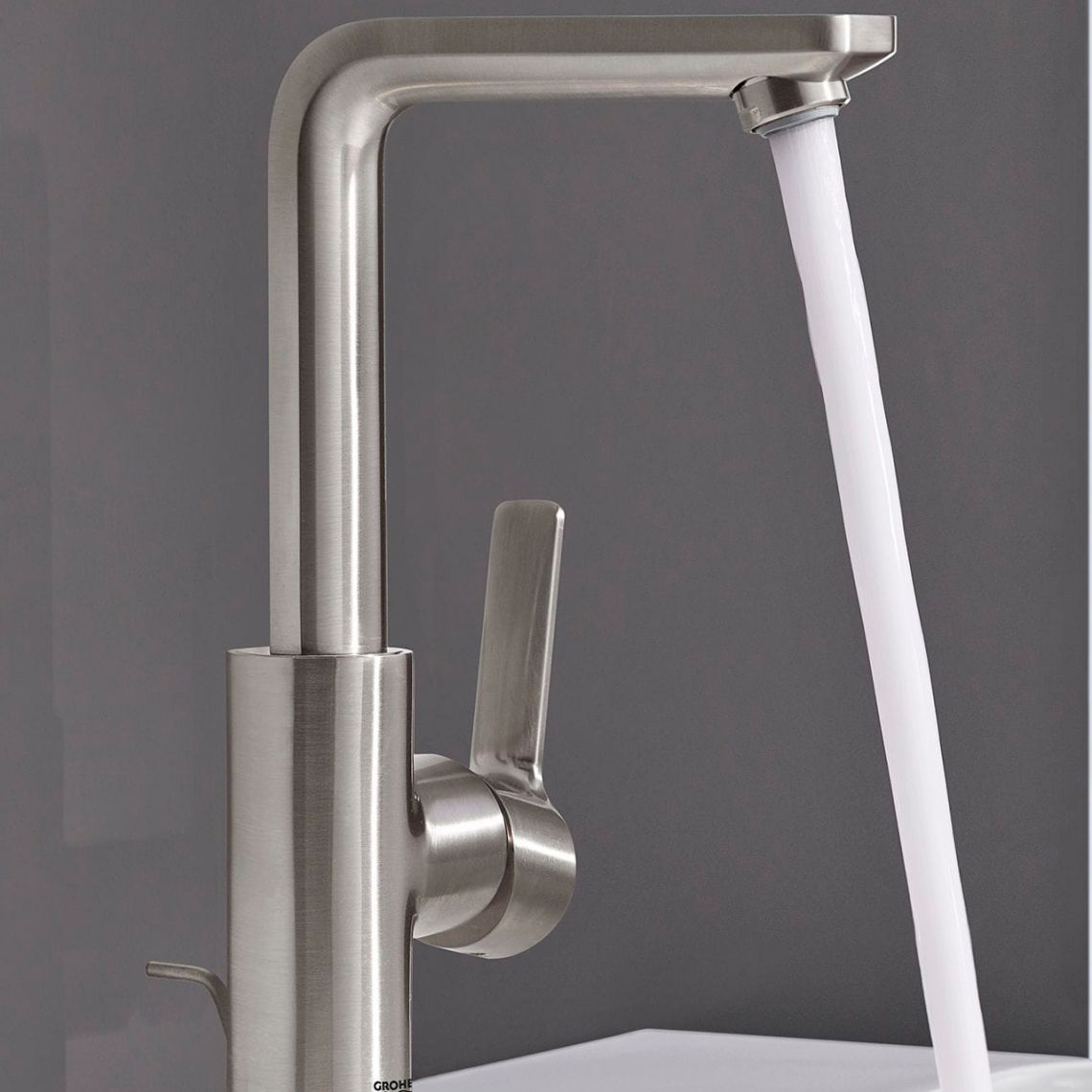 Змішувач для умивальника Grohe Lineare New L-Size, хром (23296001)